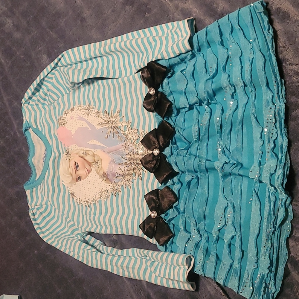 Disney Frozen shirt/dress size 5